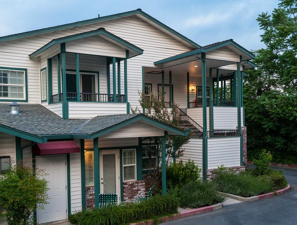 Grass Valley Courtyard Suites Extérieur photo
