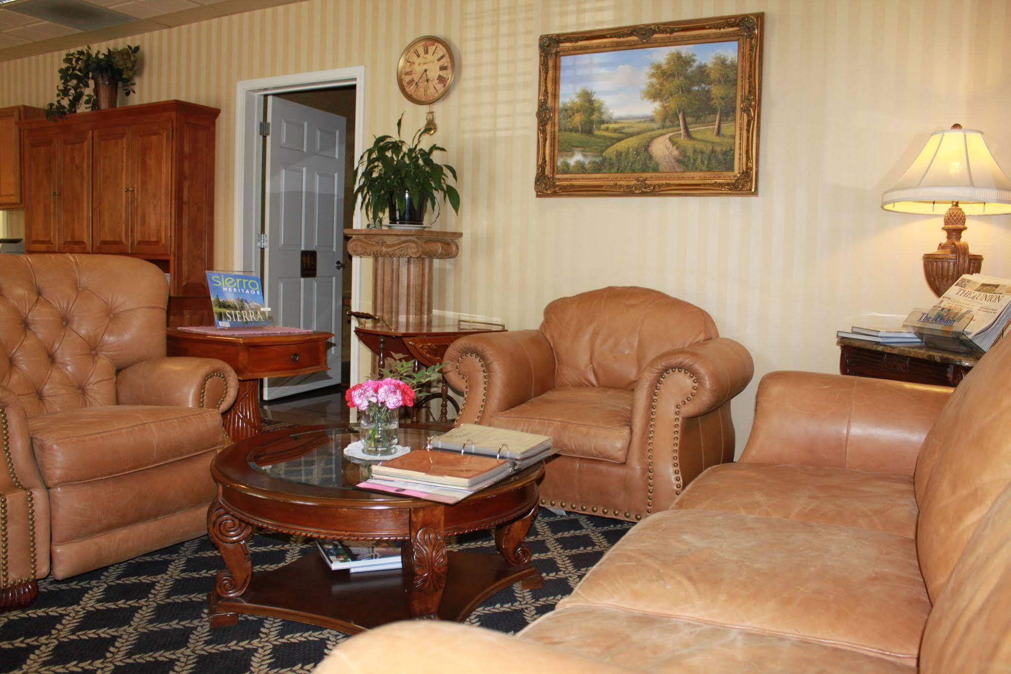 Grass Valley Courtyard Suites Extérieur photo