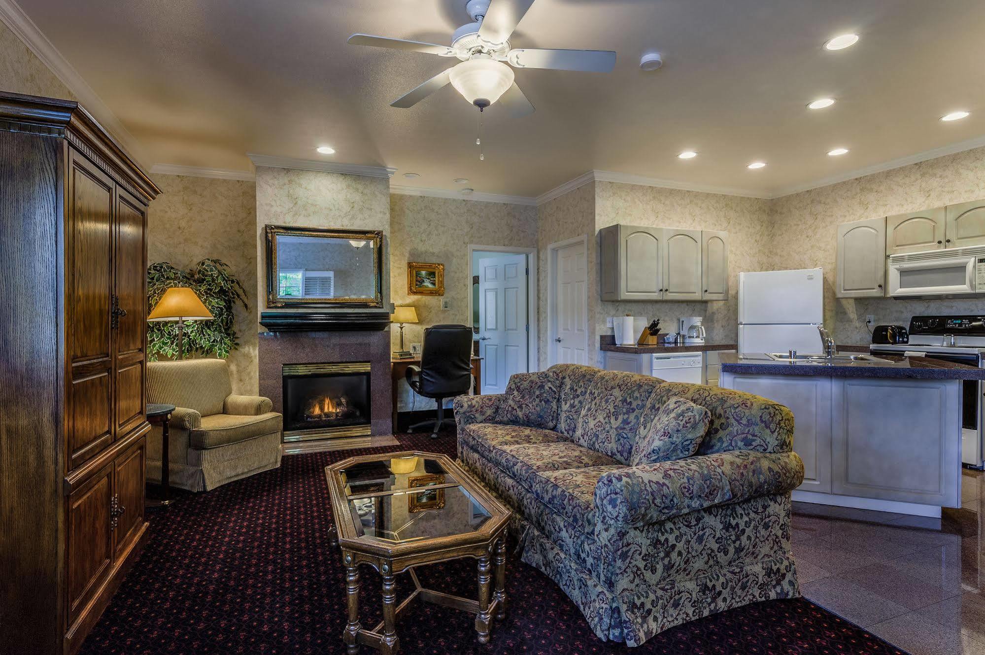Grass Valley Courtyard Suites Extérieur photo